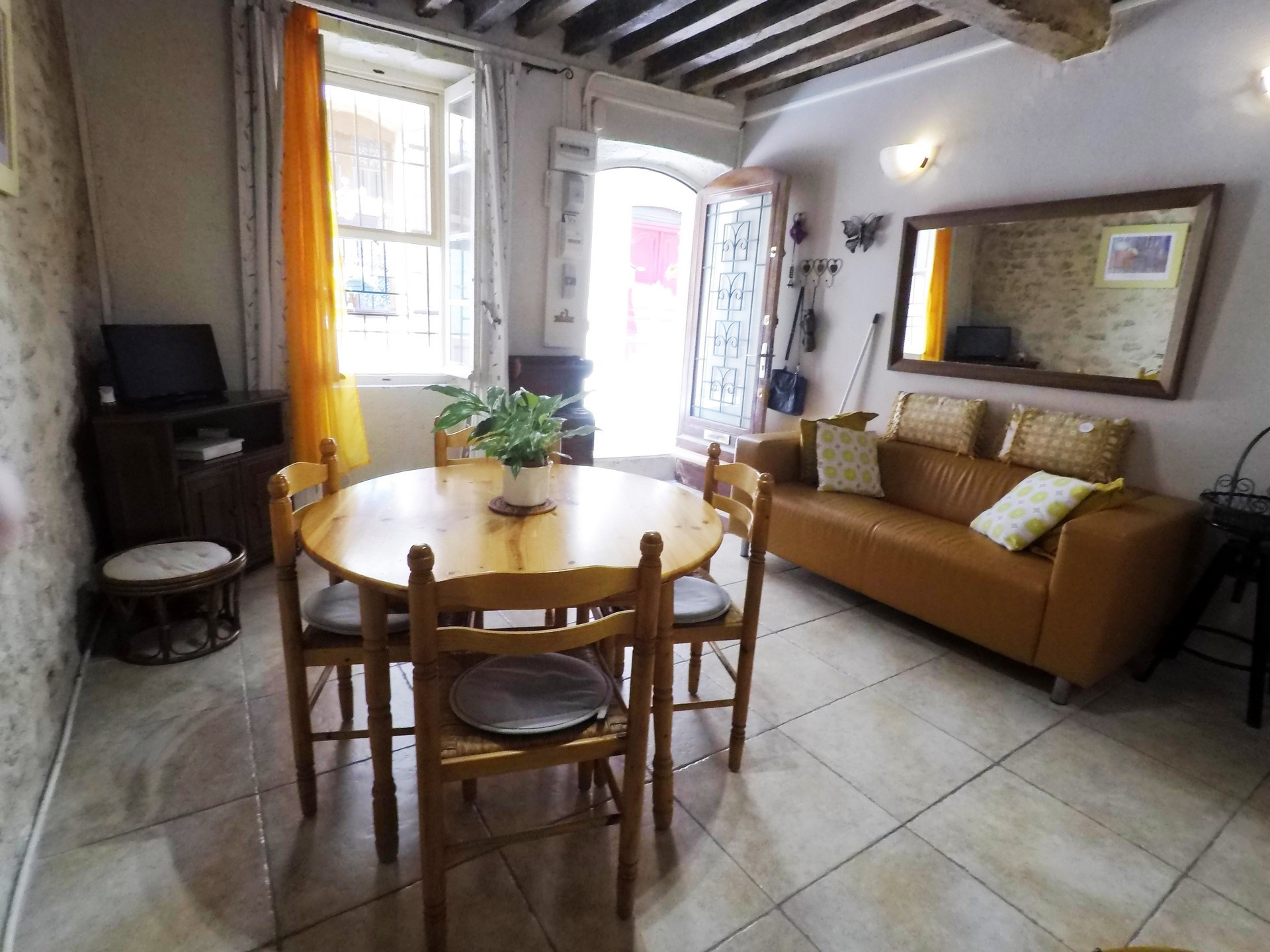 La Maison aux Volets Bleus