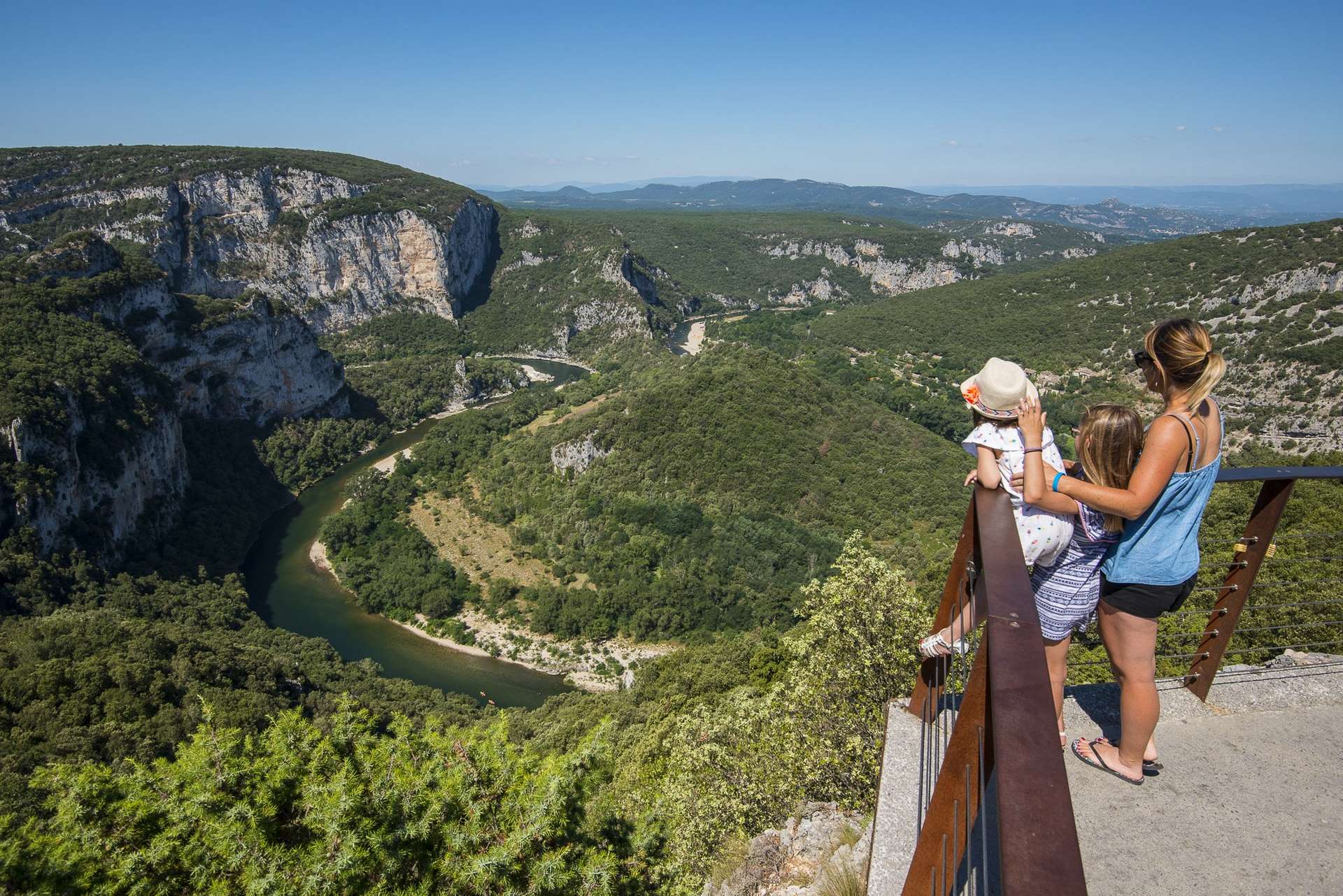 Lecture de paysage et observation des oiseaux dans les Gorges de l'Ardèche - Serre de Tourre