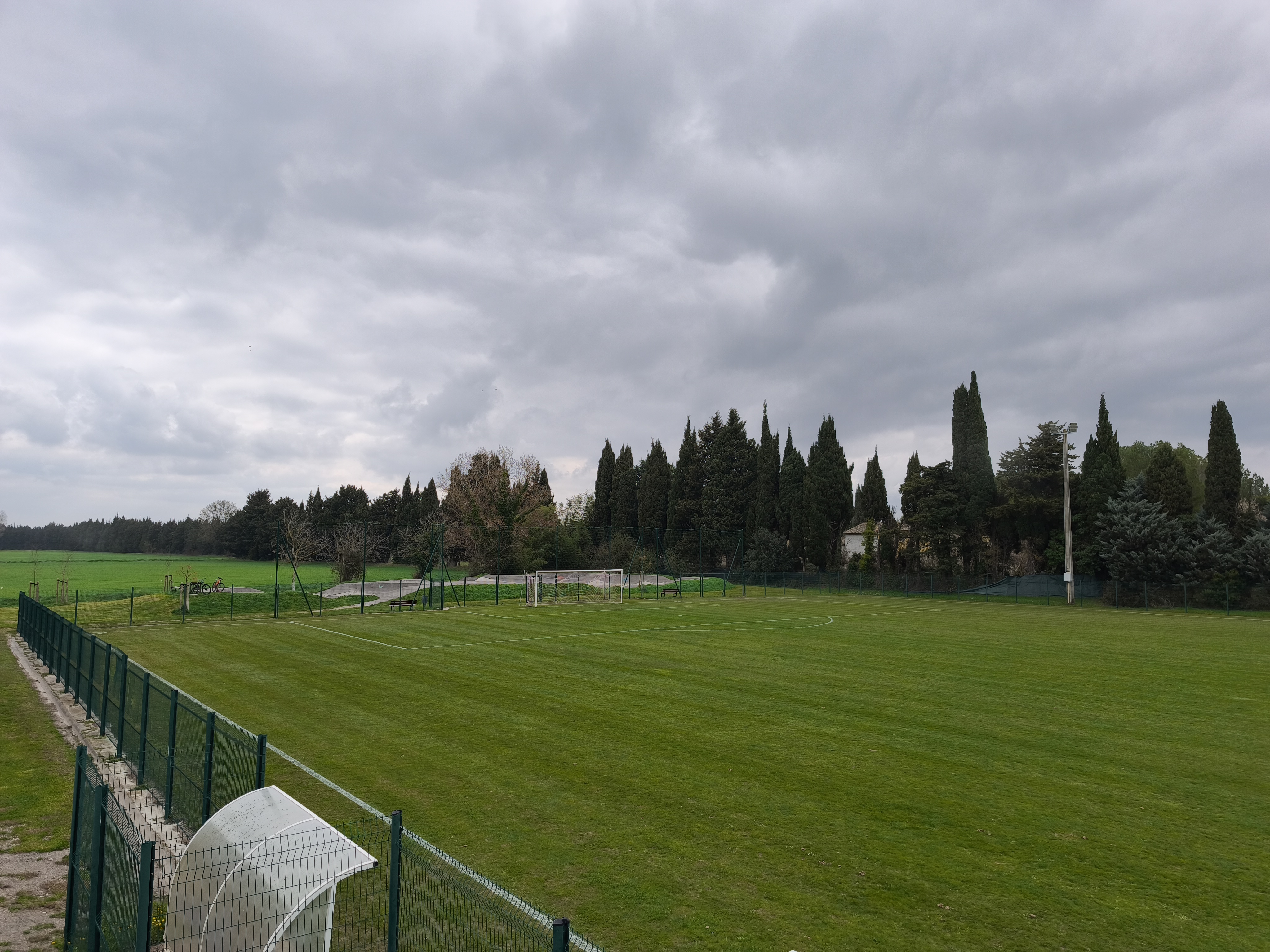 Stade des Journettes, Noves - photo 2