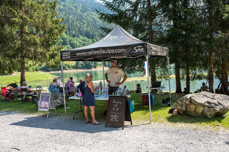 Accueil estival au Lac de Montriond