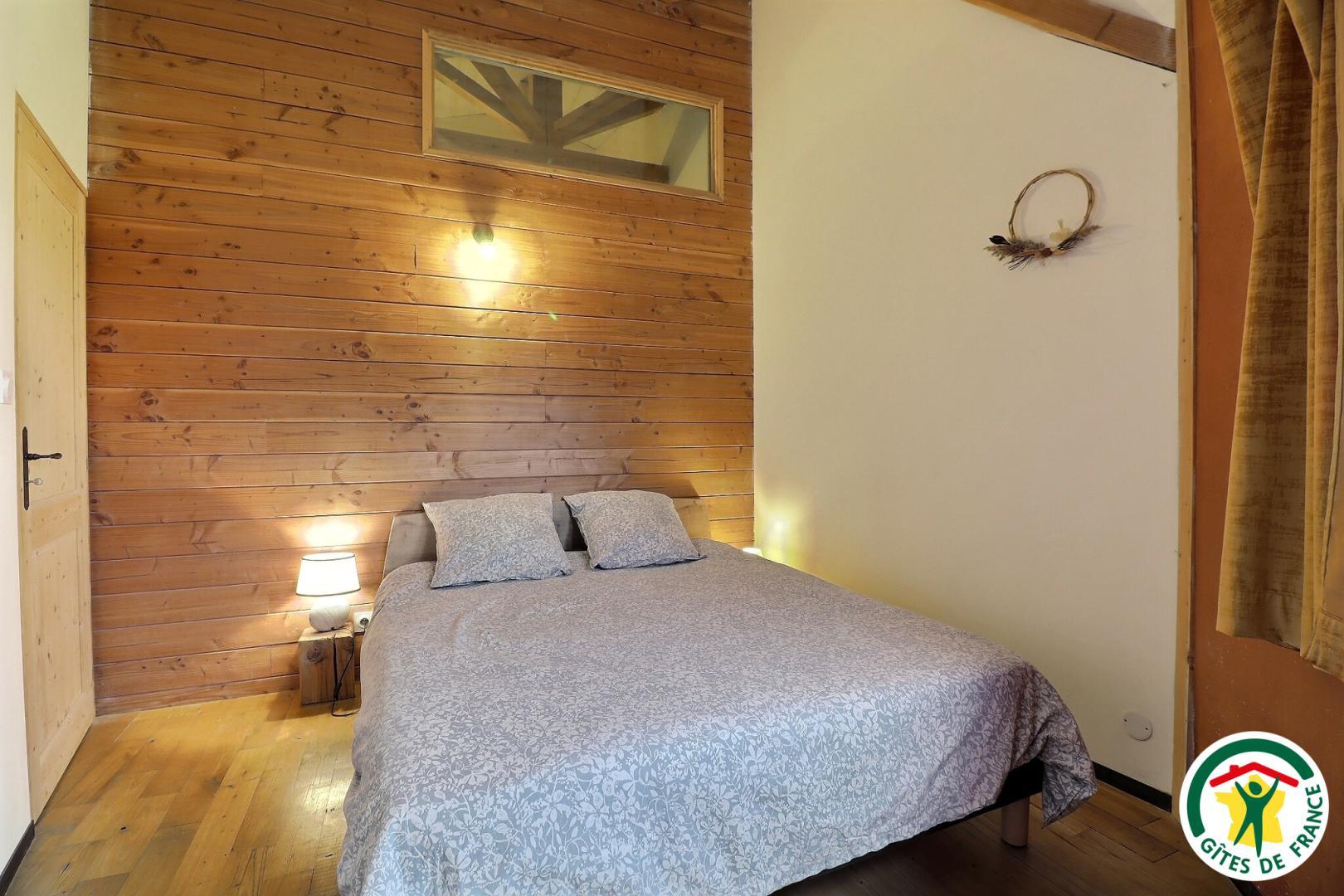 Chambre avec un lit double (1x160x200)