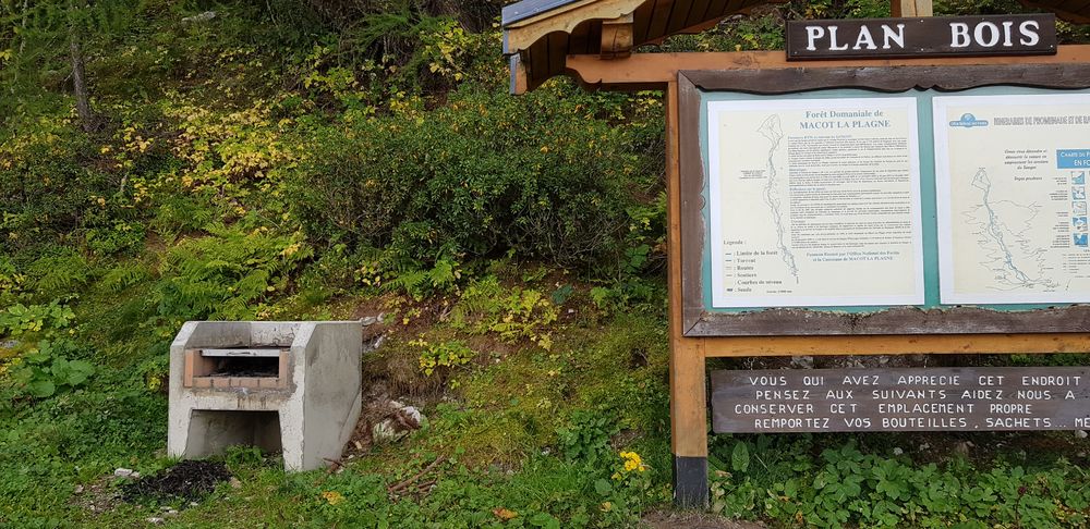 Barbecue en libre accès