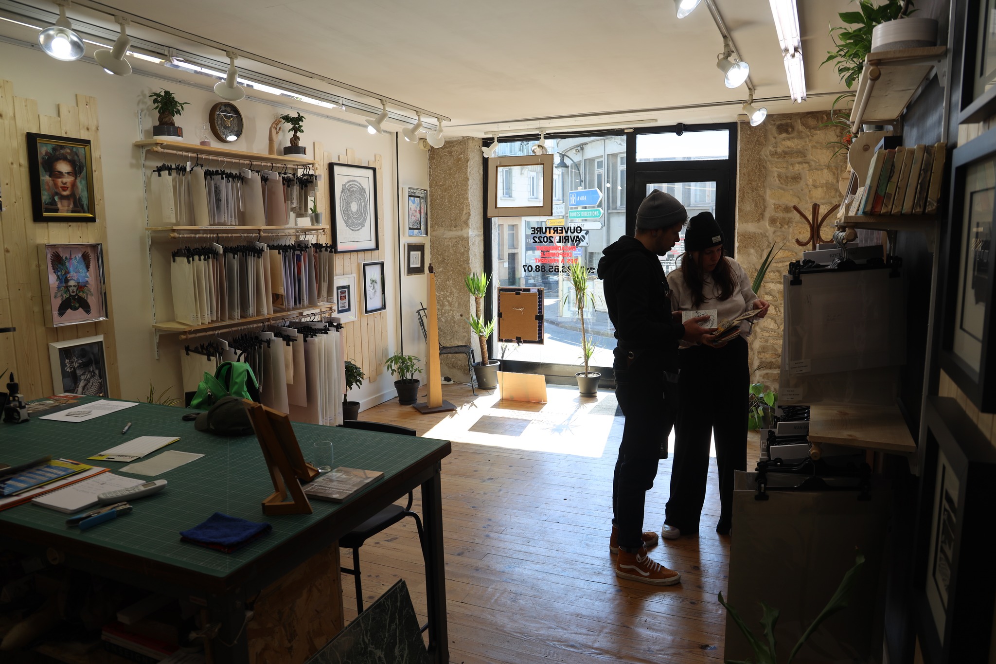 Exposition -Jacki MARECHAL chez En Dehors du Cadre_Oyonnax
