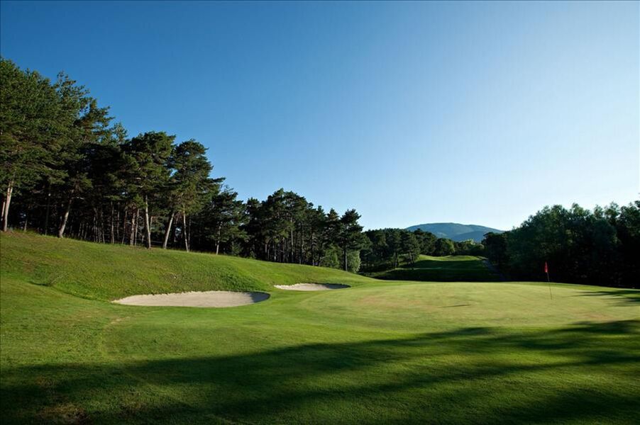 Golf 18 trous de Taulane