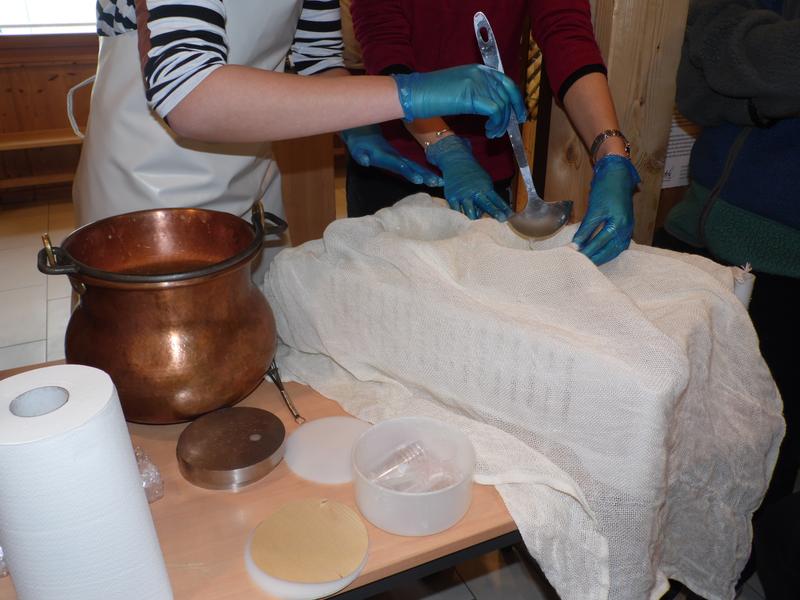 Initiez-vous à la fabrication du Reblochon