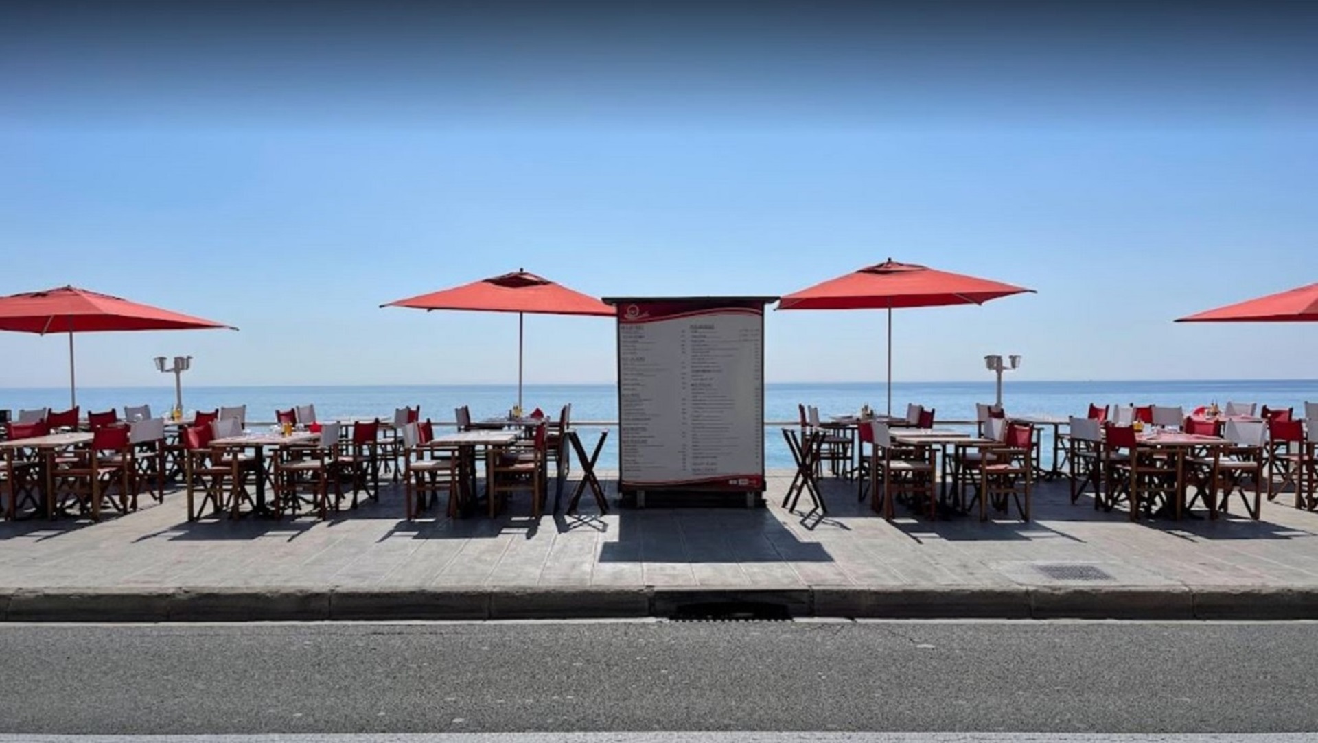 Terrasse en bord de mer