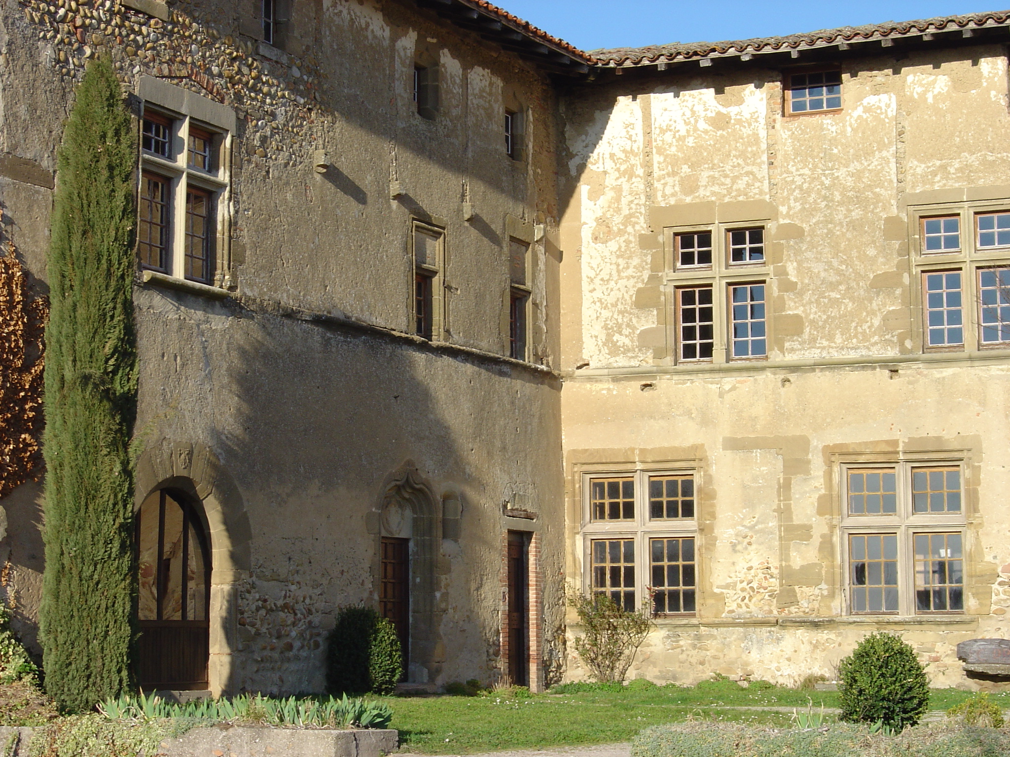 Prieuré de manthes