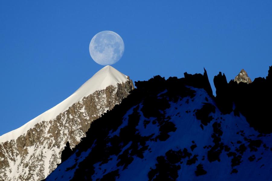 "Lumières d'altitudes" : Photographies de Jeanine Chneider