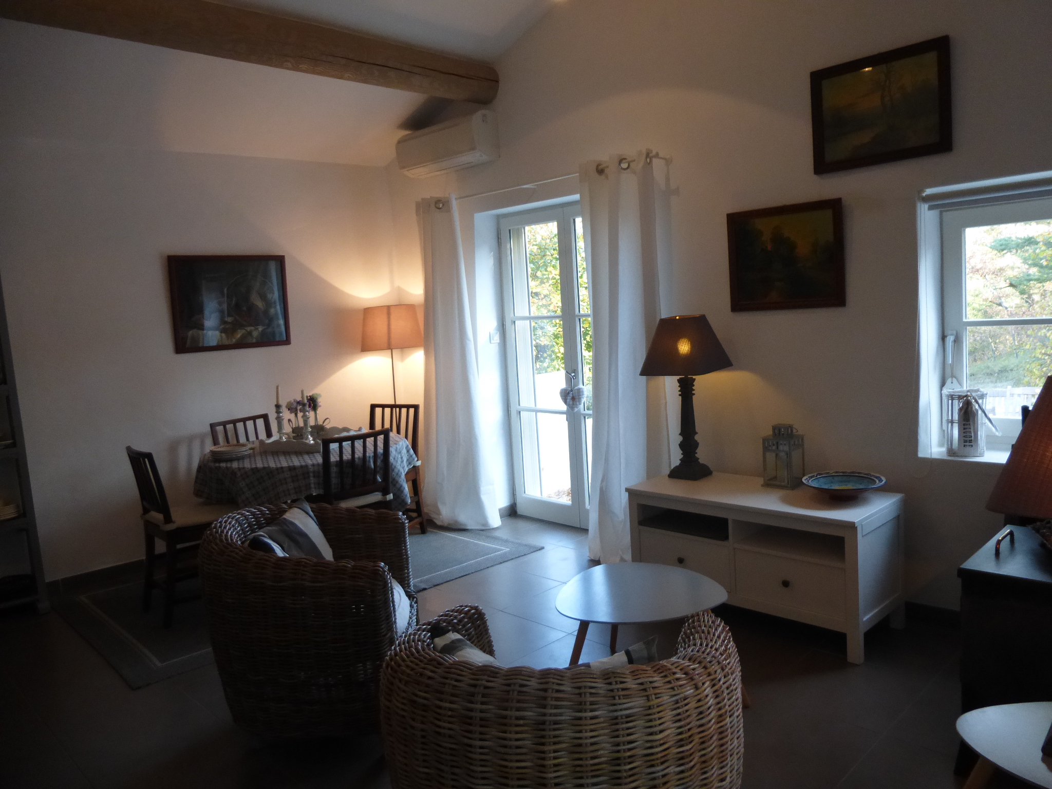 coin salon et repas