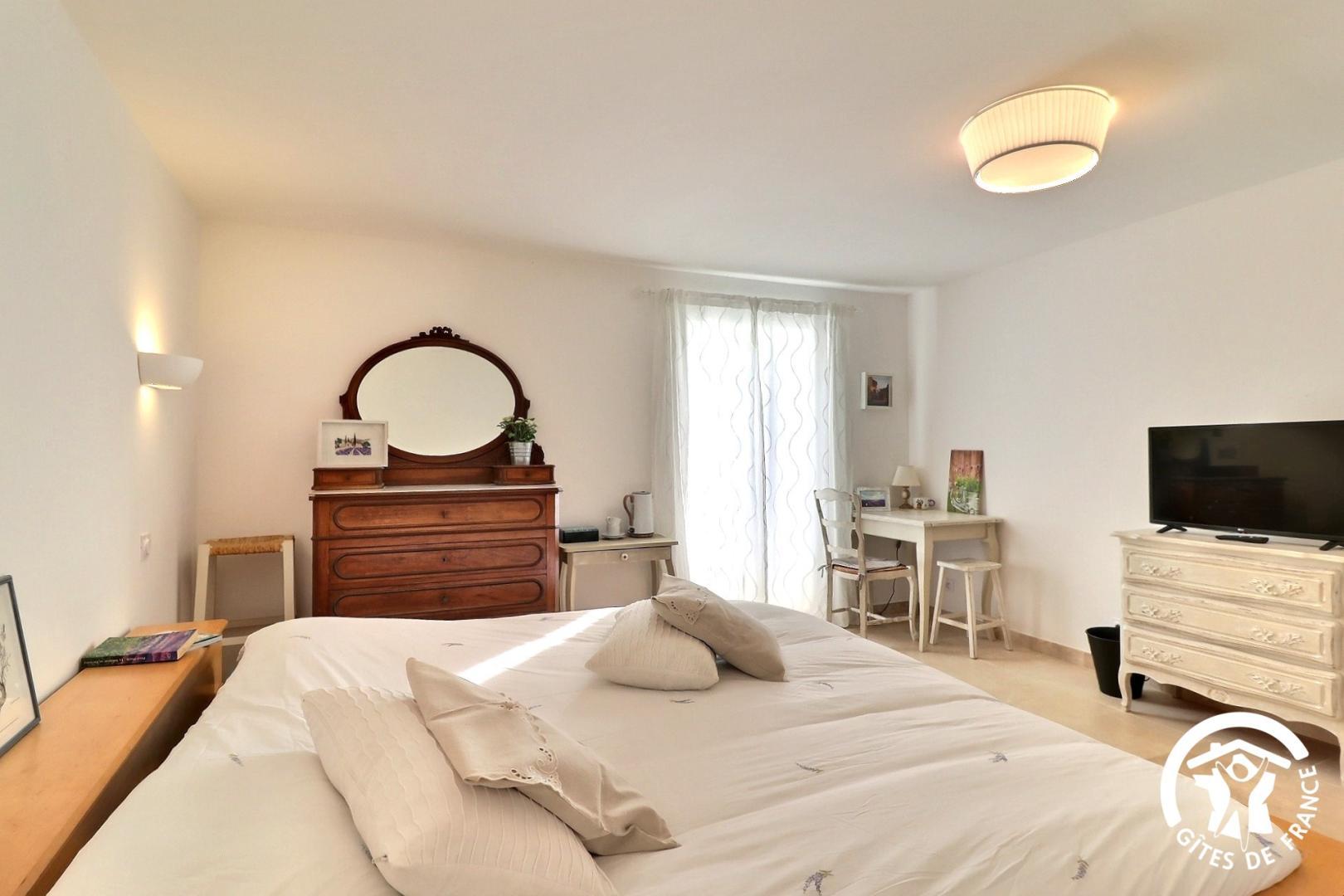 Mas de l'Avani, Plan-d'Orgon - photo 12