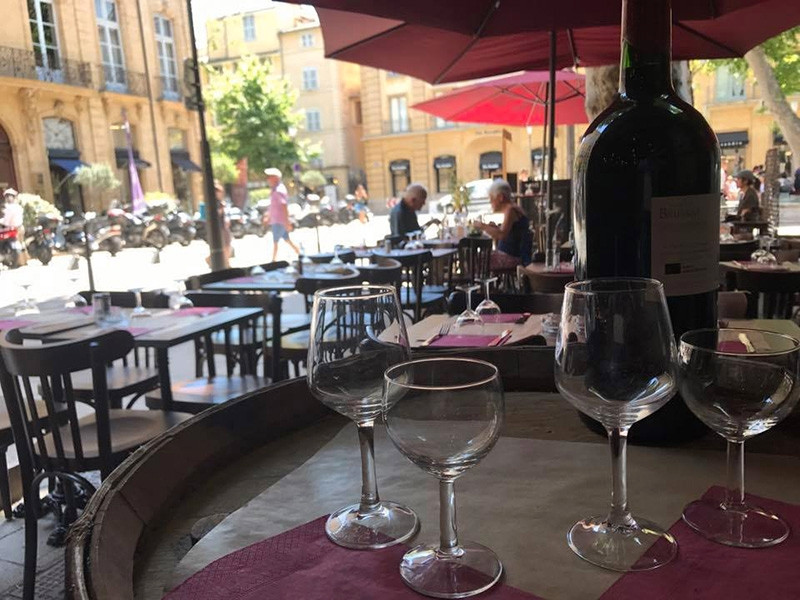 Le petit bistrot mirabeau — photo 2