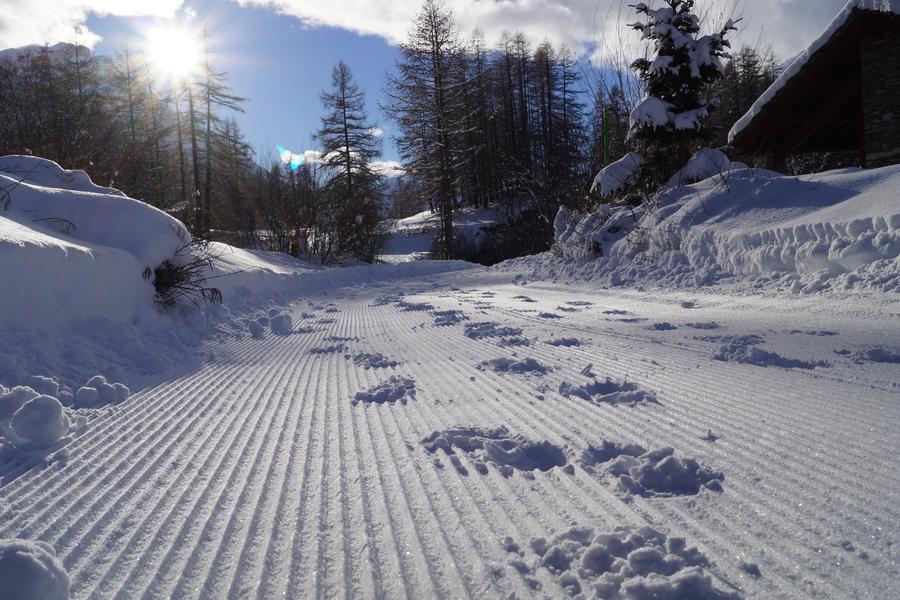 Le chemin du Petit Bonheur en hiver en Haute Maurienne Vanoise