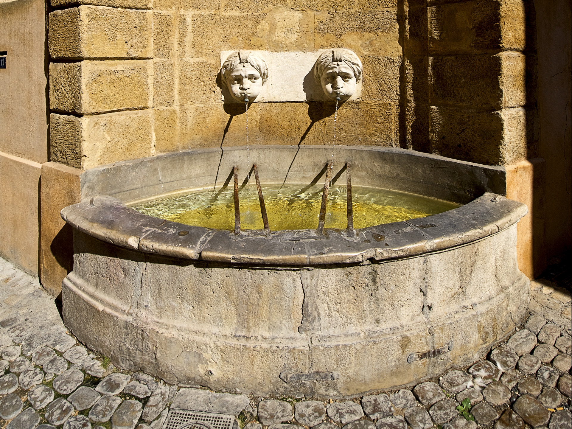 Fontaine d'Argent, Aix-en-Provence - photo 4