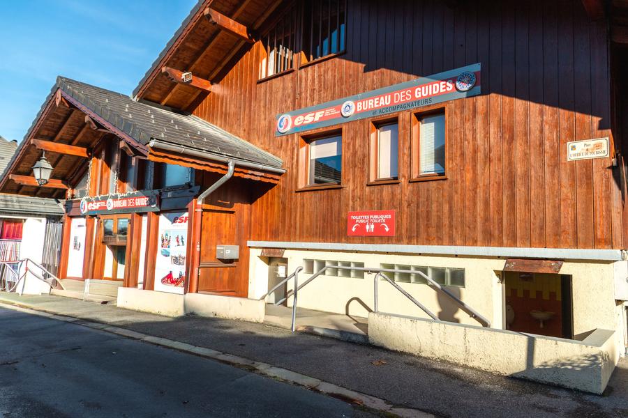 Toilettes publiques de l'ESF_Samoëns