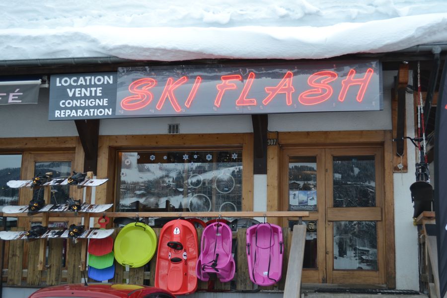 Ski Flash