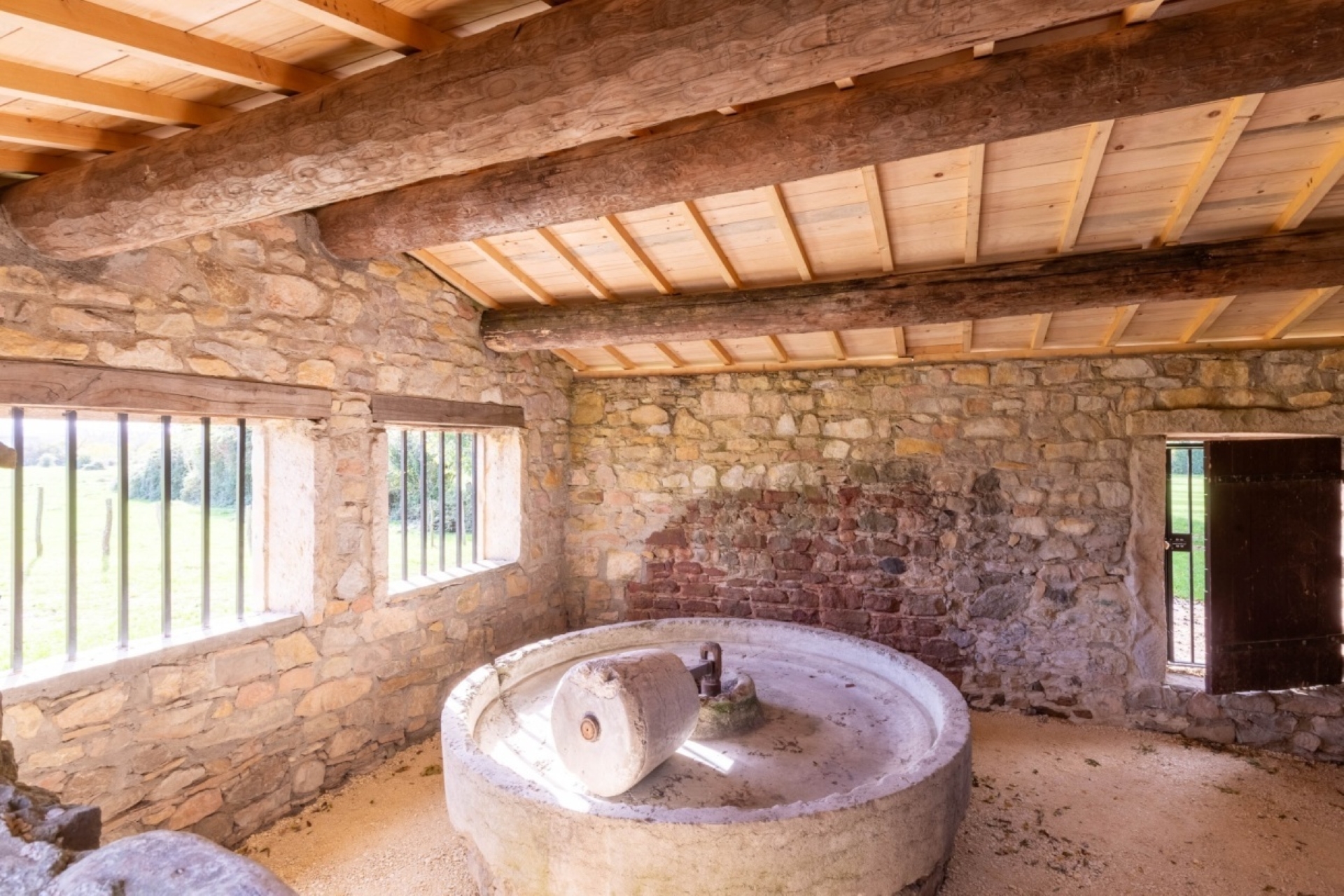 Moulin de Ruba - Frontonas - Balcons du Dauphiné - Nord-Isère - à moins d'une heure de Lyon