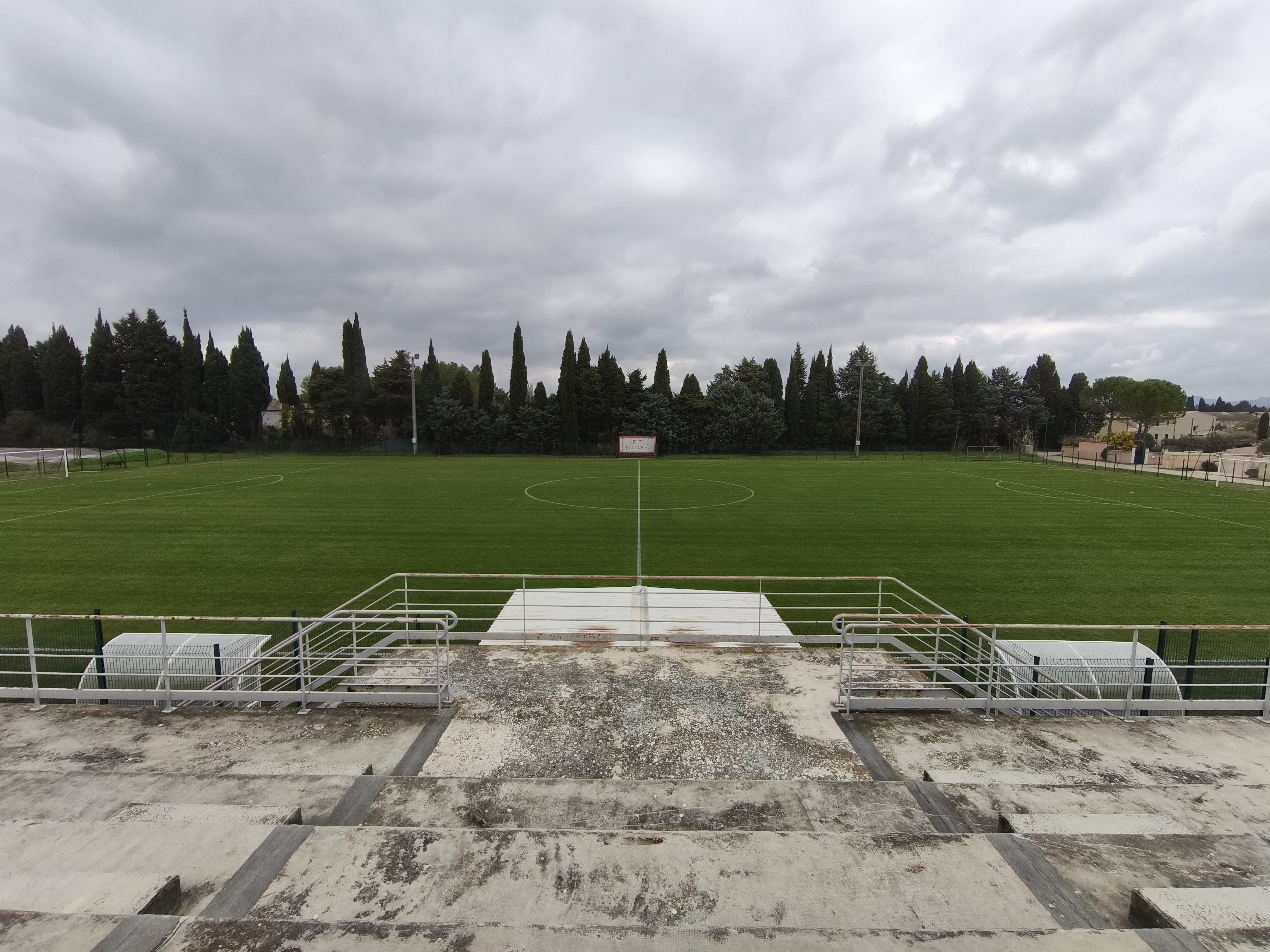 Stade des Journettes, Noves - photo 4