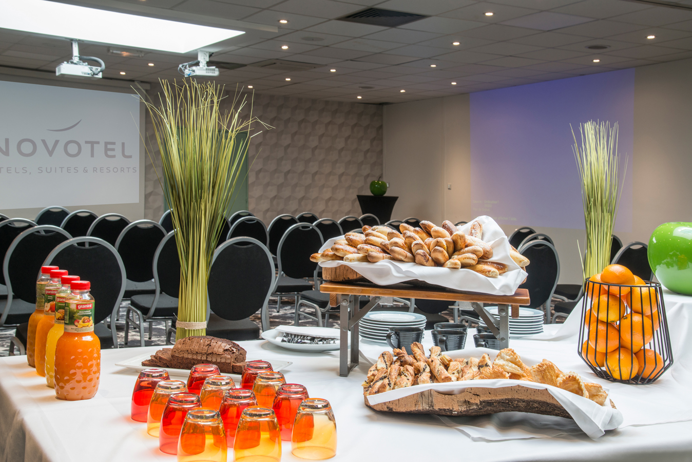 Novotel Café - photo 5