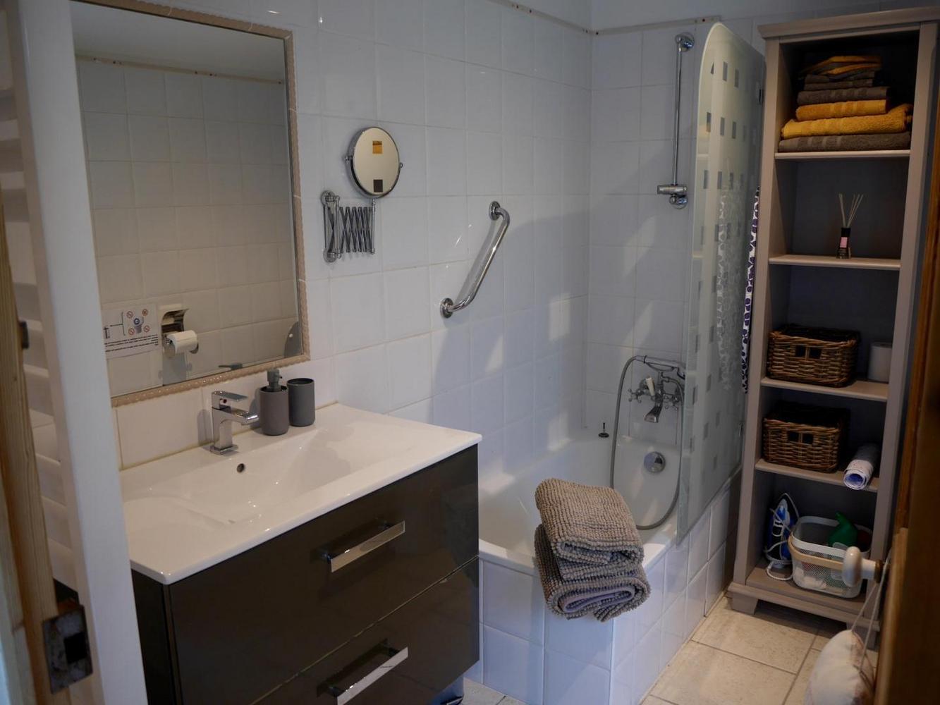 Les Bressières, Sénas - photo 8