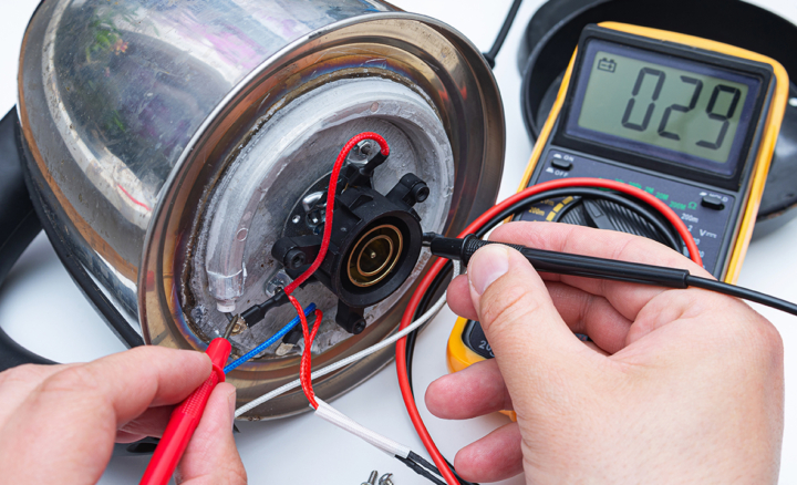Café Réparation : Redonner vie aux petits électroménagers