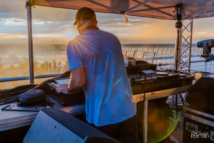Les Jeudis Electro à la piscine de Thonon_Thonon-les-Bains