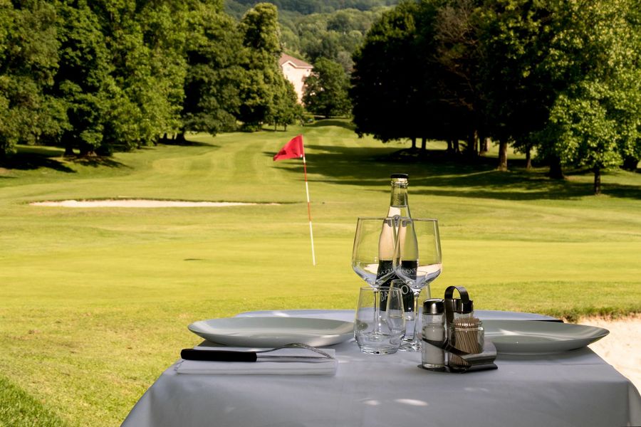 Golf d'Uriage_Restaurant Le 2002