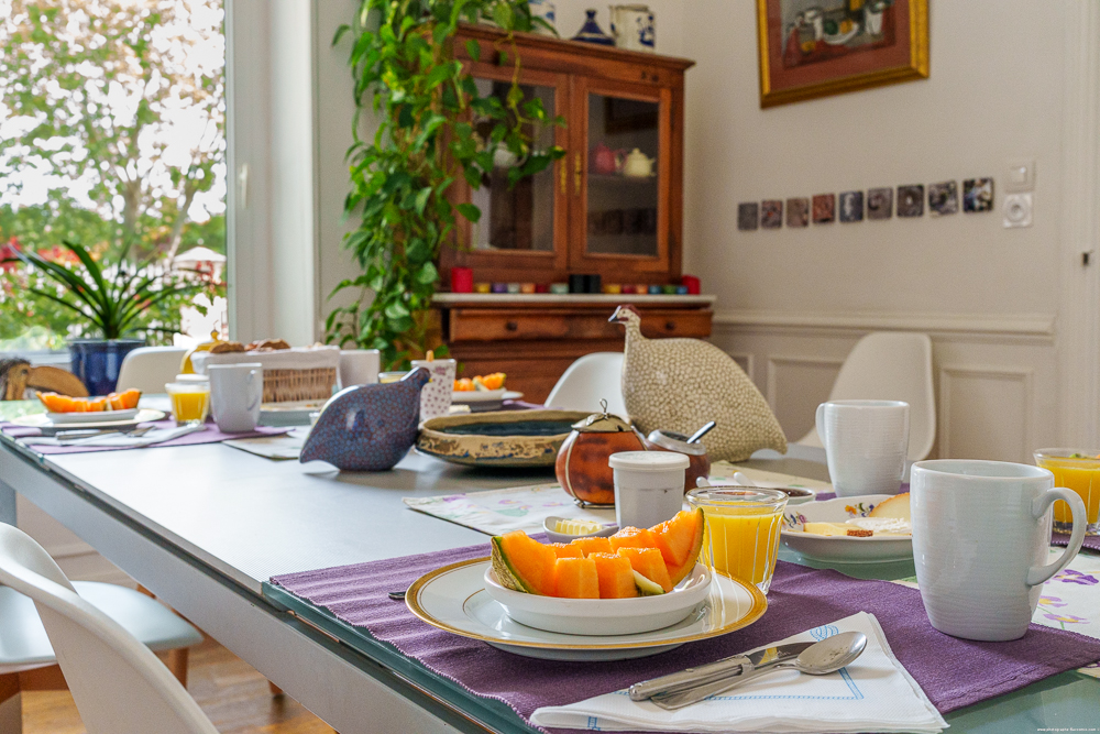 8 Salle du petit déjeuner b