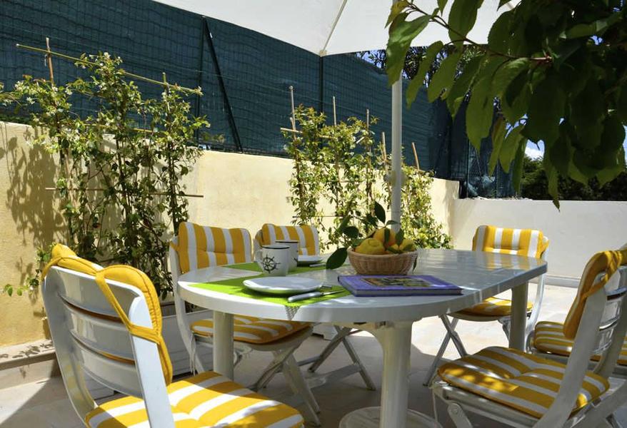 Villa 3 elephants Gîte n°2-Coin repas extérieur-Nice-Gîtes de France des Alpes-Maritimes