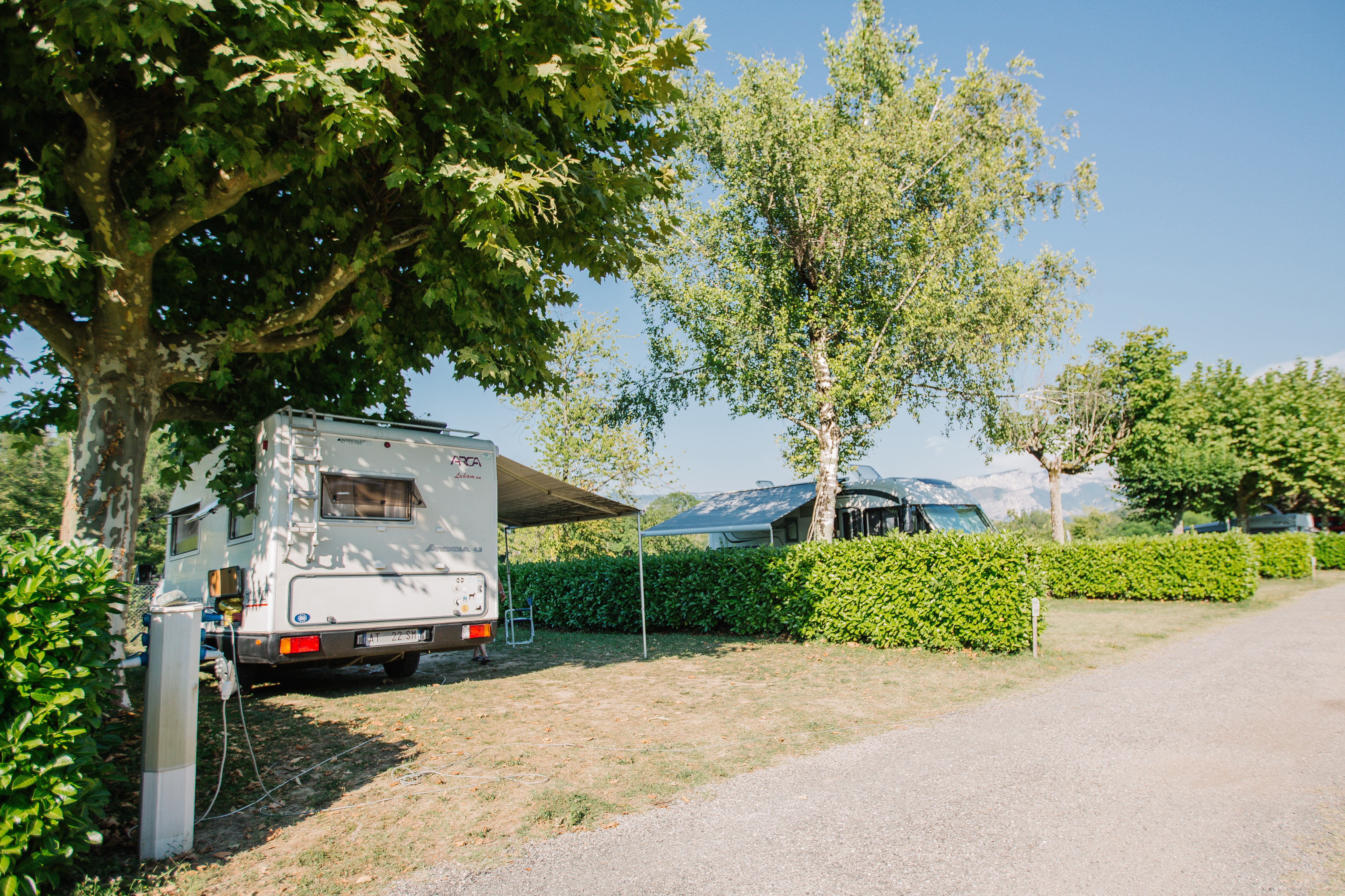 Les emplacements au bord de la rivière