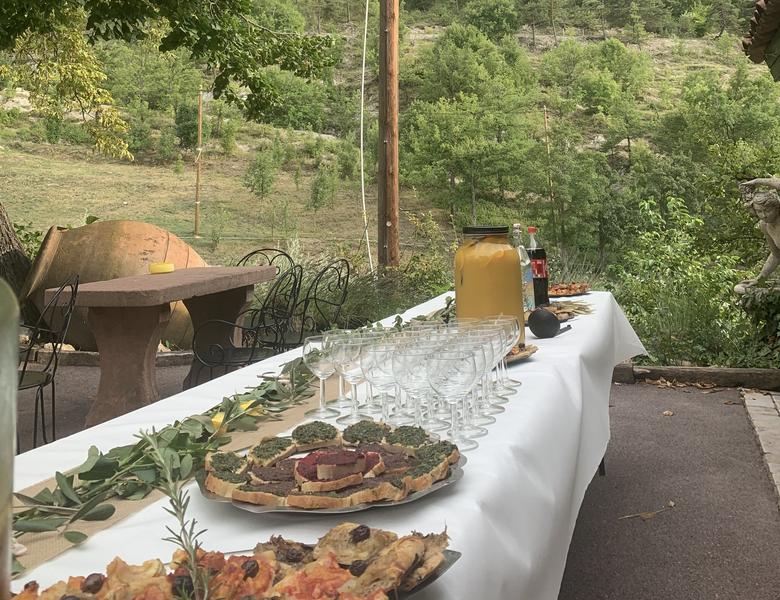 Les Vergers d'Entrevaux - Table d'Hotes