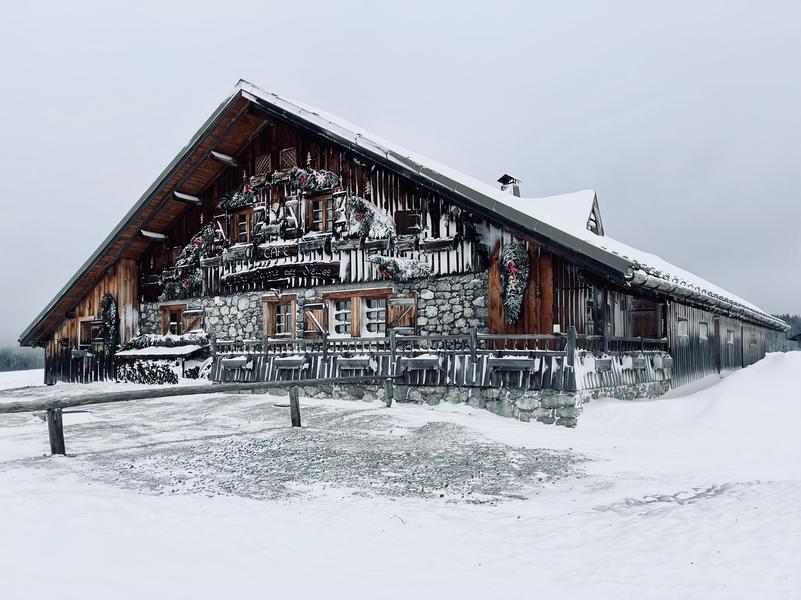 Refuge jour blanc hiver