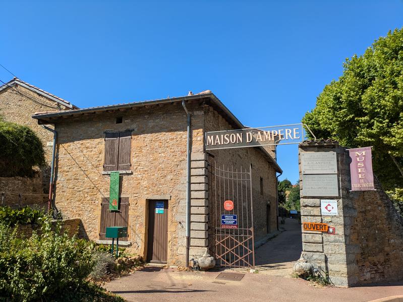 Maison d'Ampère - Musée de l'Electricité_Poleymieux-au-Mont-d'Or