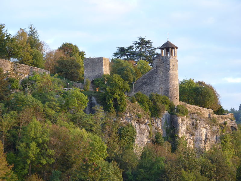 Tour de l'Horloge et Porte de Saint-Hippolyte Tour de l'Horloge et Porte de Saint-Hippolyte