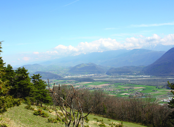 The Echaillon pass and the Uriol ridges from Saint-Paul-de-Varces