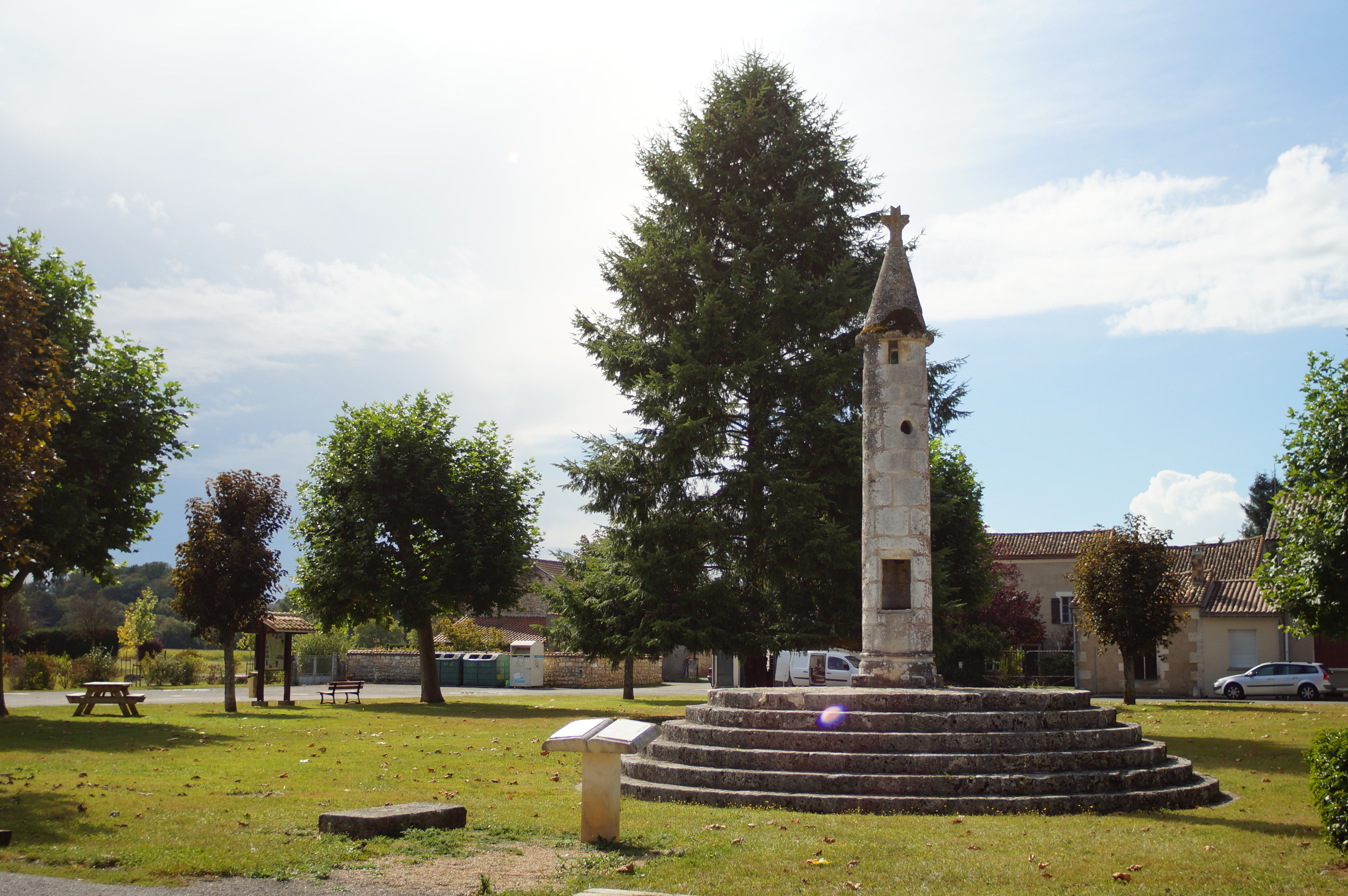 Lanterne des Morts