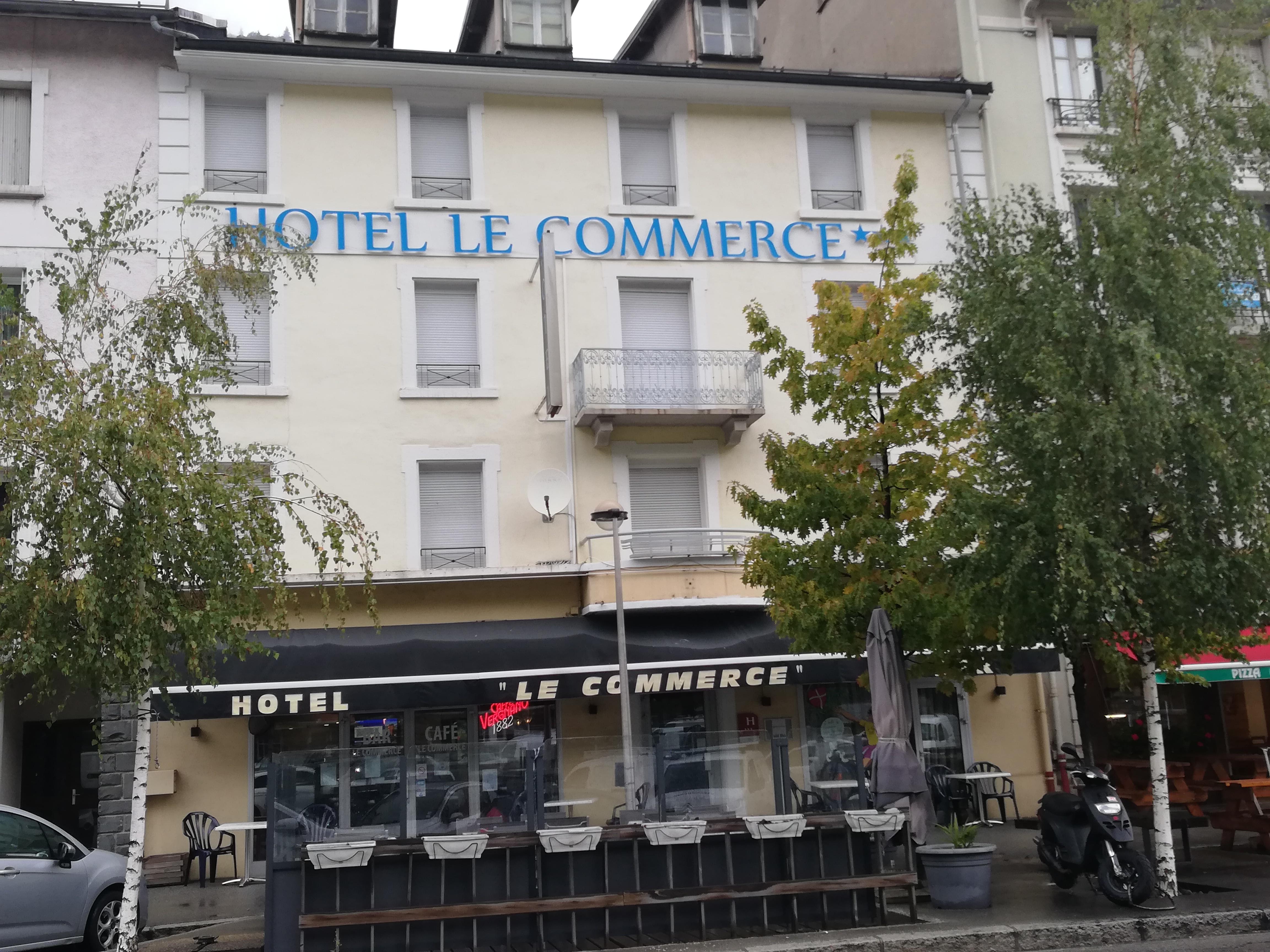 Vue extérieure de l'hôtel du Commerce