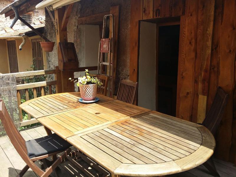 Le Gîte du Four-Coin repas extérieur-Saint-Martin-Vésubie-Gîtes de France des Alpes-Maritimes