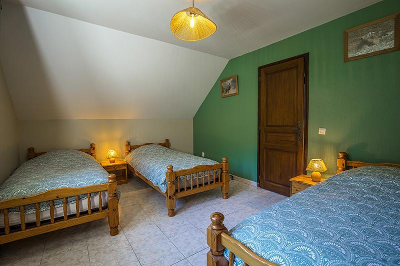 Gîte Les Cytises-3 Chambre 3 Lits simples-Saint-Étienne-de-Tinée-Gîtes de France des Alpes-Maritimes