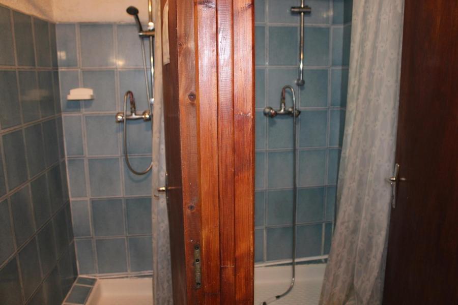 Gîte d'Etape/Groupe La Rouguière - Sanitaires - Saint-Martin-Vésubie - Gîtes de France Alpes-Maritimes