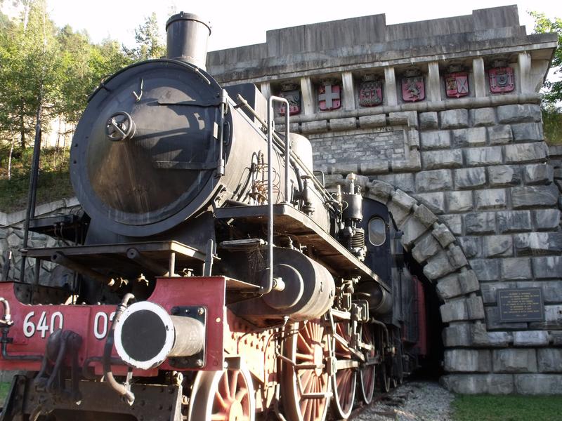 Franchir les Alpes, visite pour les groupes en Maurienne_Modane