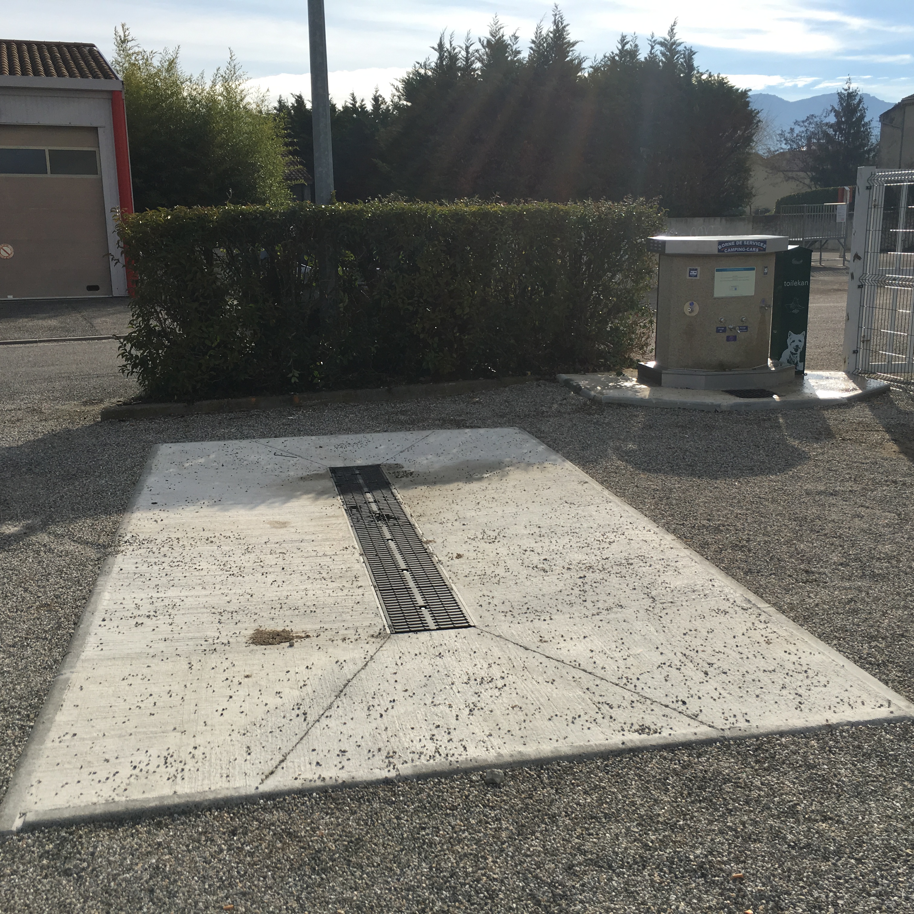 Aire Camping-Cars de Montvendre — photo 3