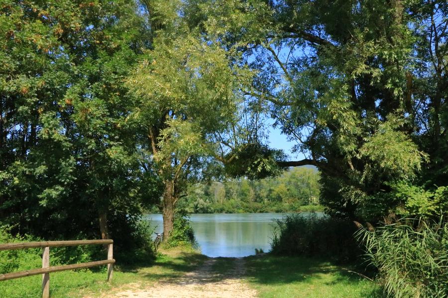 Aire de pique-nique de Brangues