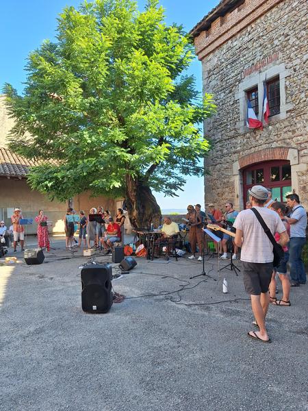 Bulle musique de l'Atelier FICA - Flâneries à Pérouges