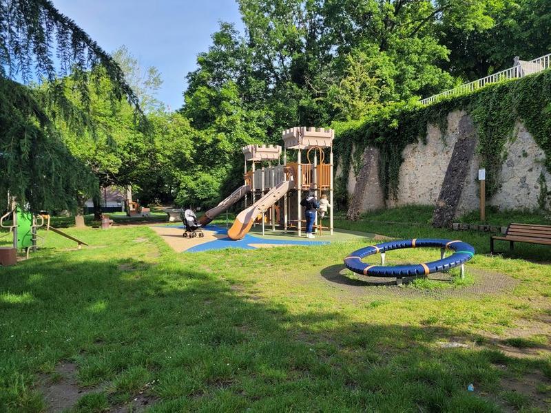 Aire de jeux - Parc de la souche - Montlhéry 