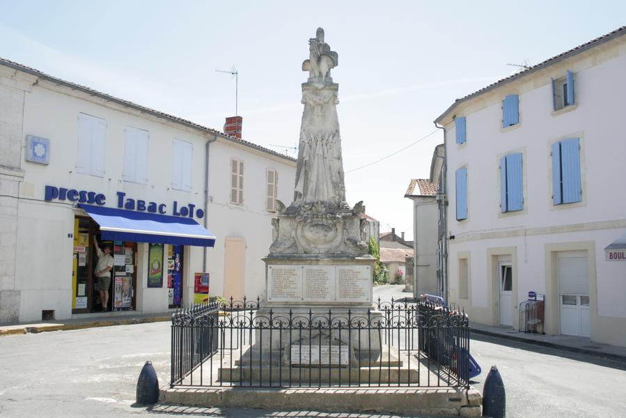 Le monument aux morts