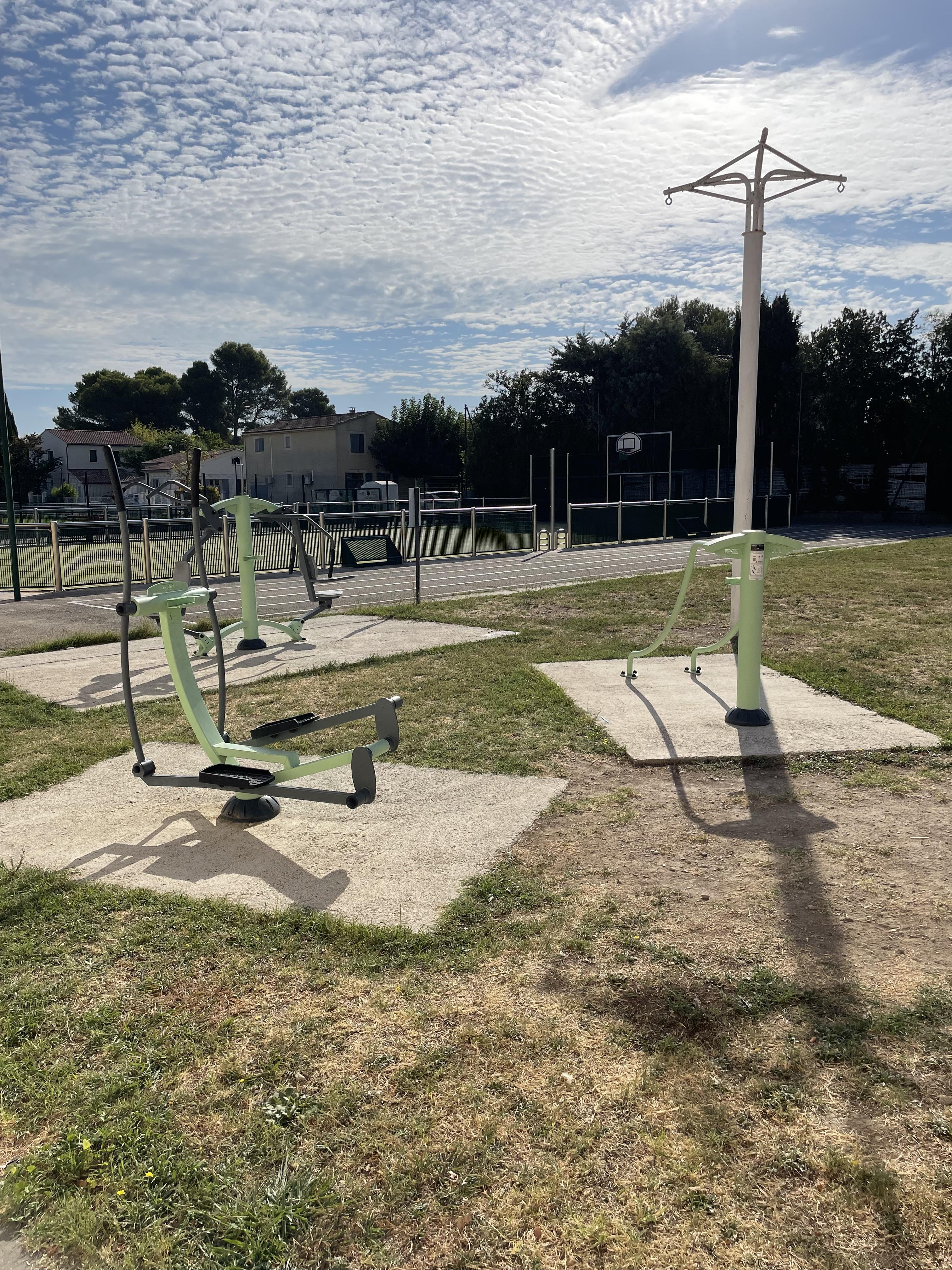 City Stade / Station de Fitness - photo 5