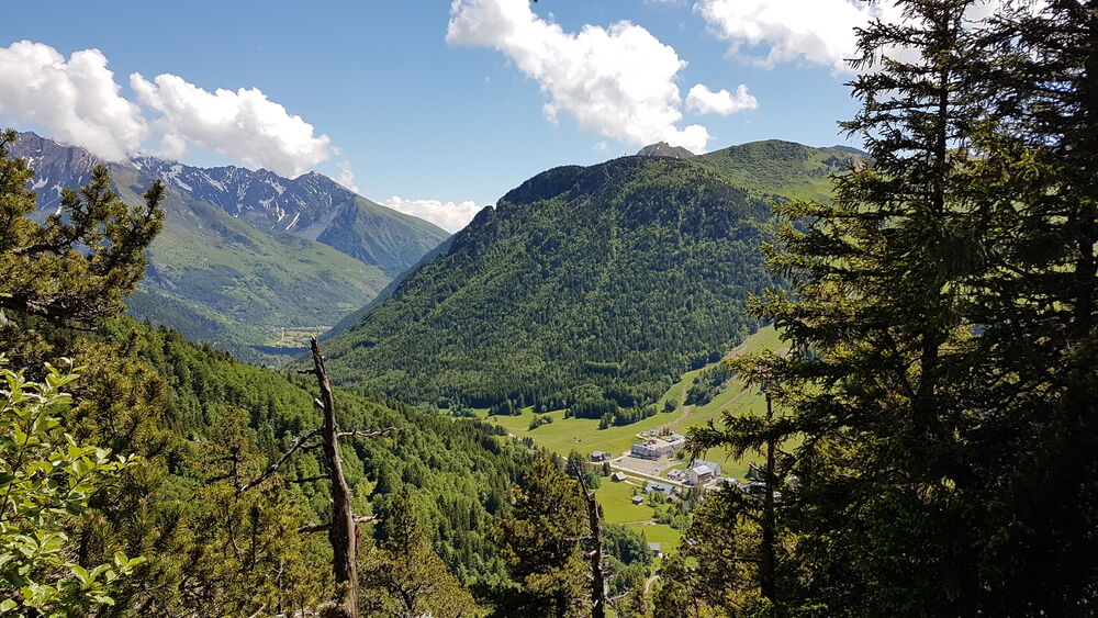 Vue sur la station depuis le Louvet