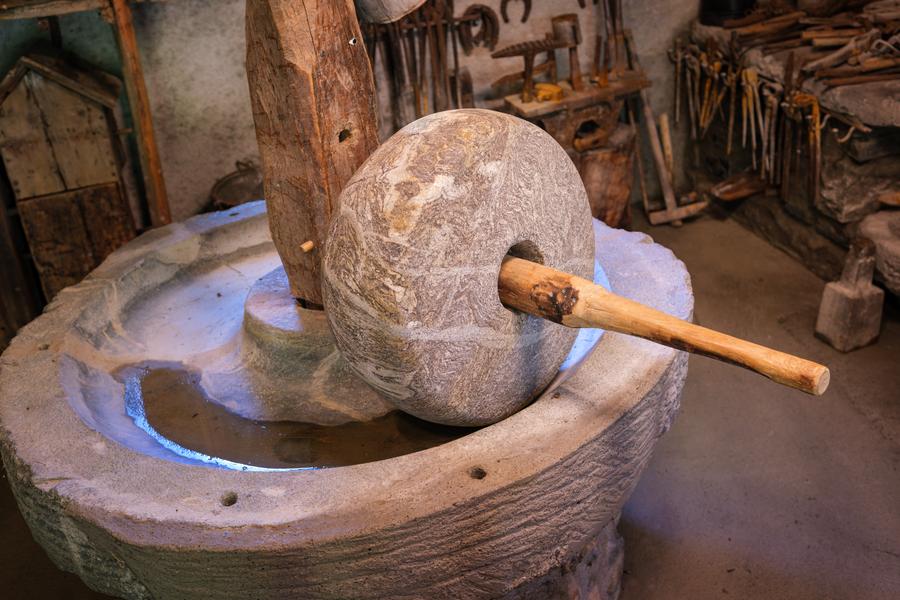 Le moulin de Villar d'Arêne abrite également un moulin à sang Le moulin de Villar d'Arêne abrite également un moulin à sang