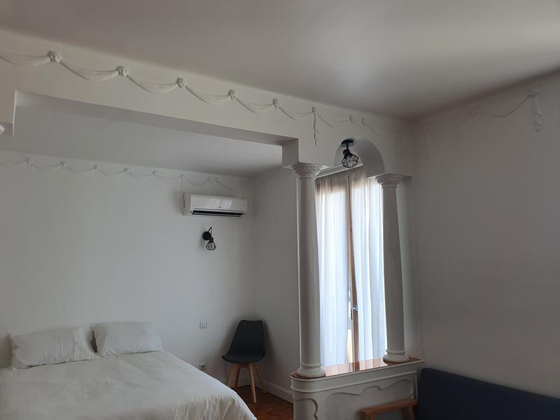 Villa Kriss-Chambre 1/ Fenêtre-Nice-Gîtes de France des Alpes-Maritimes