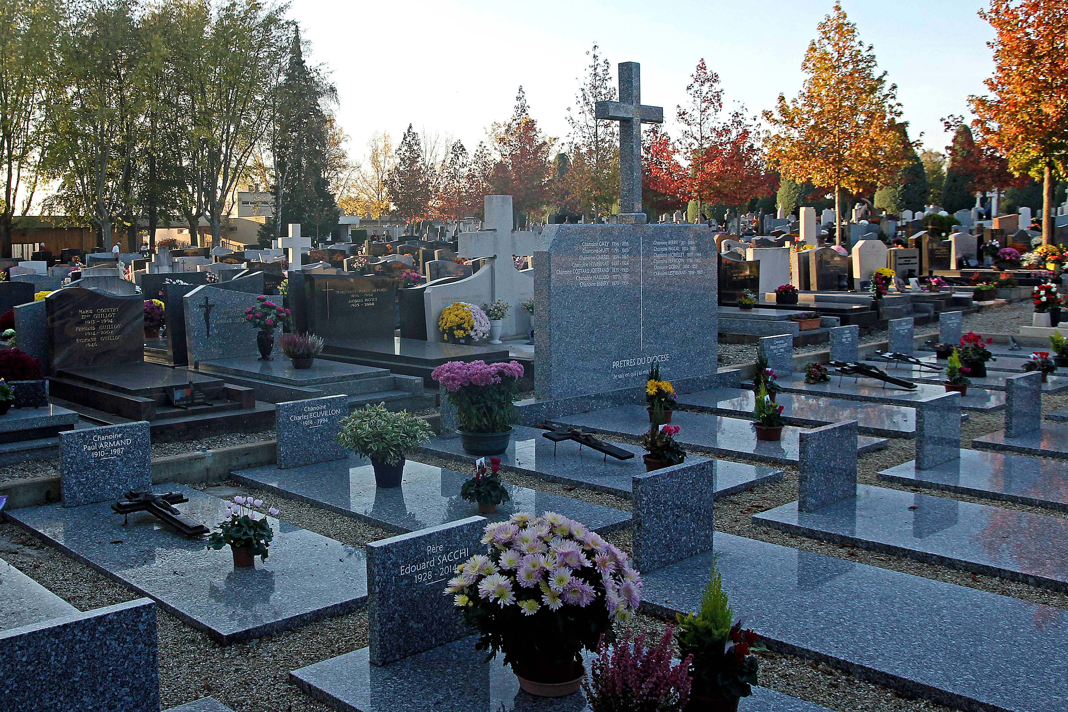 Visite cimetiere Bourg en Bresse©JP Tridon PCB 2014 (54)